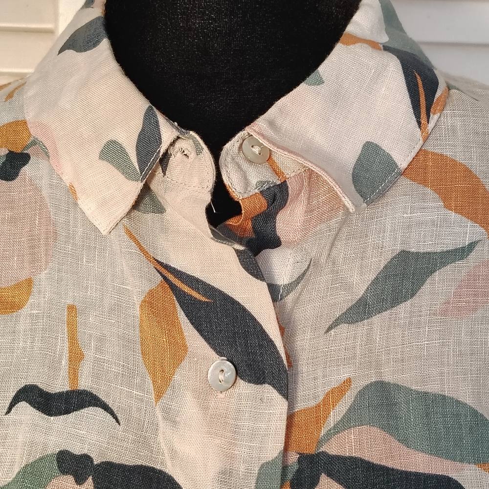 Rachel Zoe 100% Linen Floral White Print Button-Up Shirt Size S – Like New - Picture 5 of 6